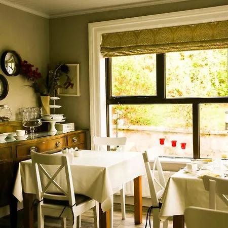 Bed & Breakfast Ben Breen House 4*