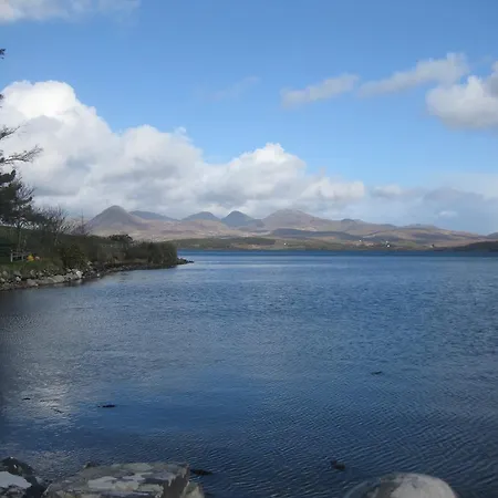 Bed & Breakfast Ben Breen House Clifden