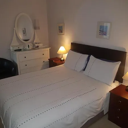 Ben Breen House B&B Bed & Breakfast 4*